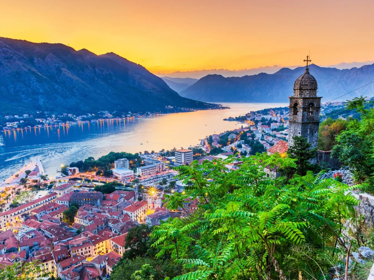 https://media.leisurecom.com/cruise/image-2025-02-26-15-43-08.webp